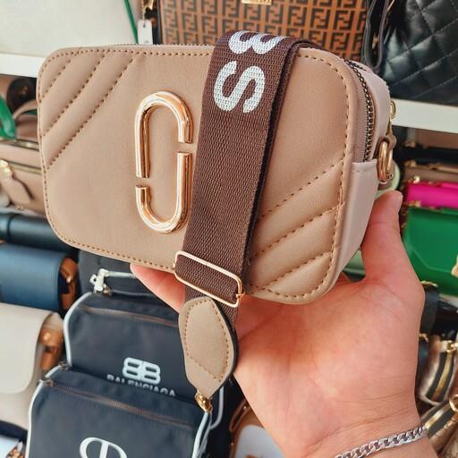 کیف دوشی مدل جاکوبز با بند اسپرت نوشته دار